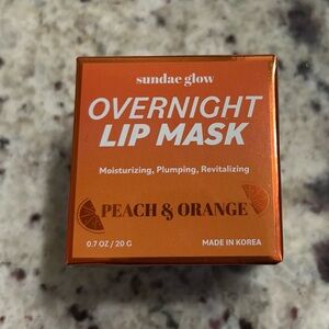Sundae Glow Overnight Lip Mask